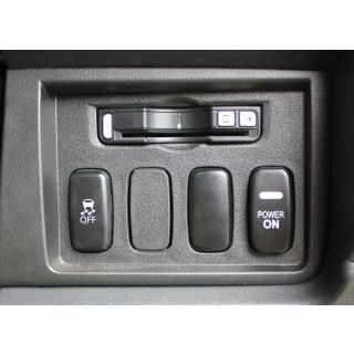 【88HOUSE】デリカD:5 ディーゼル車専用　フューエルコントローラー　D.F.C　54馬力UP!!!! 取付簡単　室内コントロール